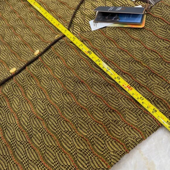 SOL ALPACA NWT Lightweight Cardigan purchased in Peru - Picture 7 of 13